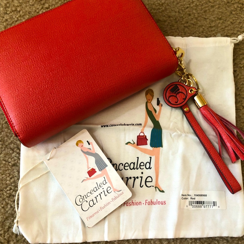 Concealed Carrie compact purse